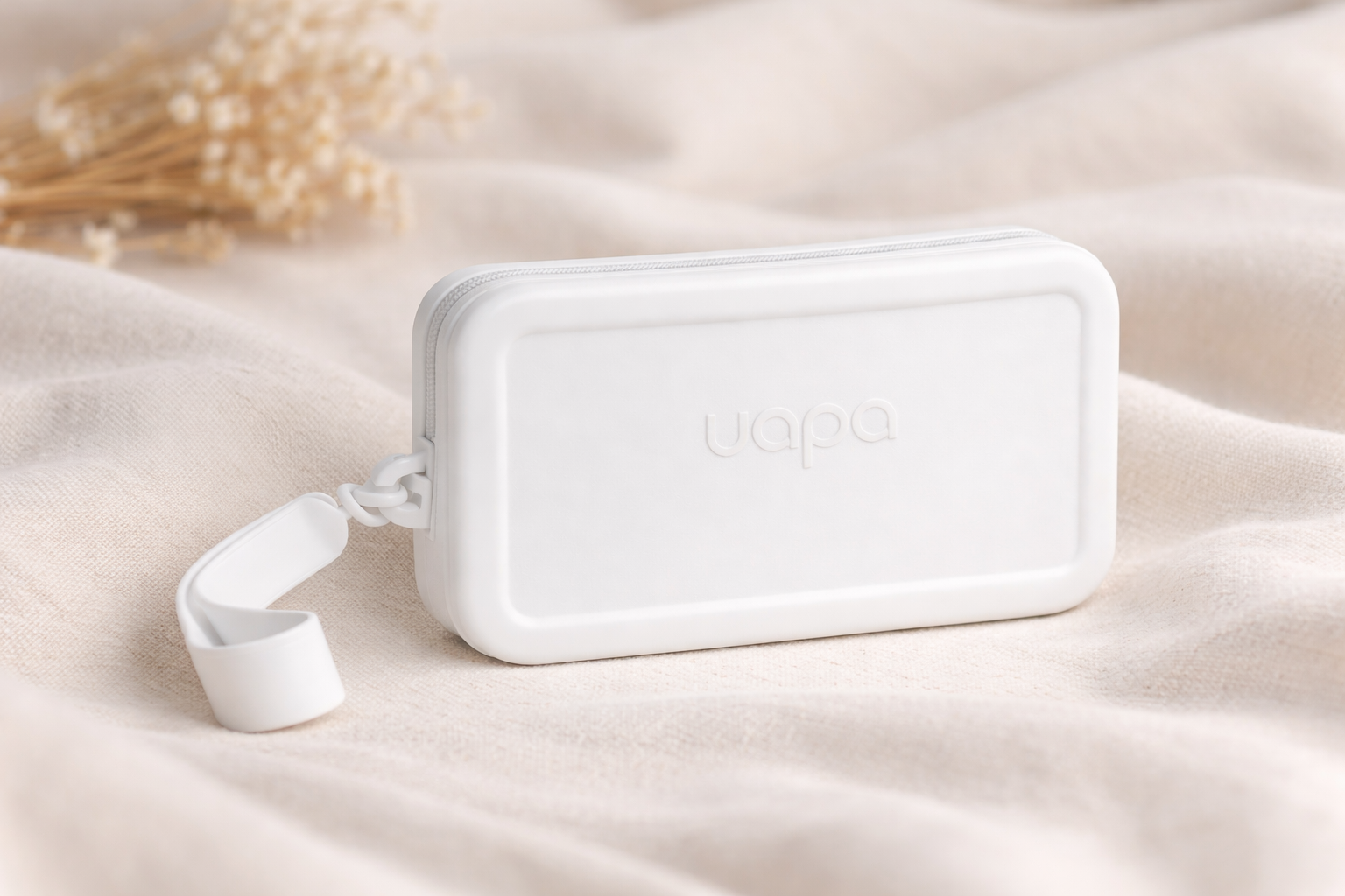 UAPA Studio Wallet in white — UAPA silicone card wallet